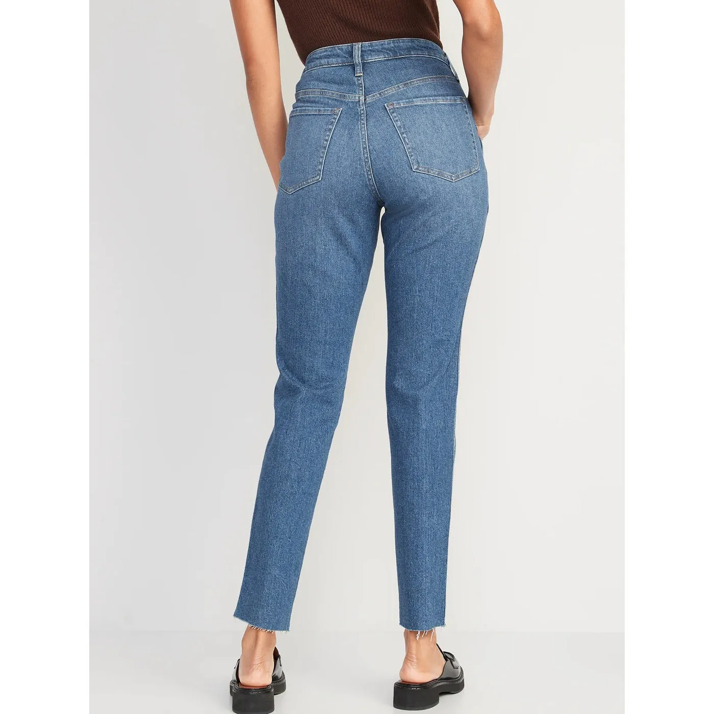 ON High Rise Straight Cut-off Jeans
