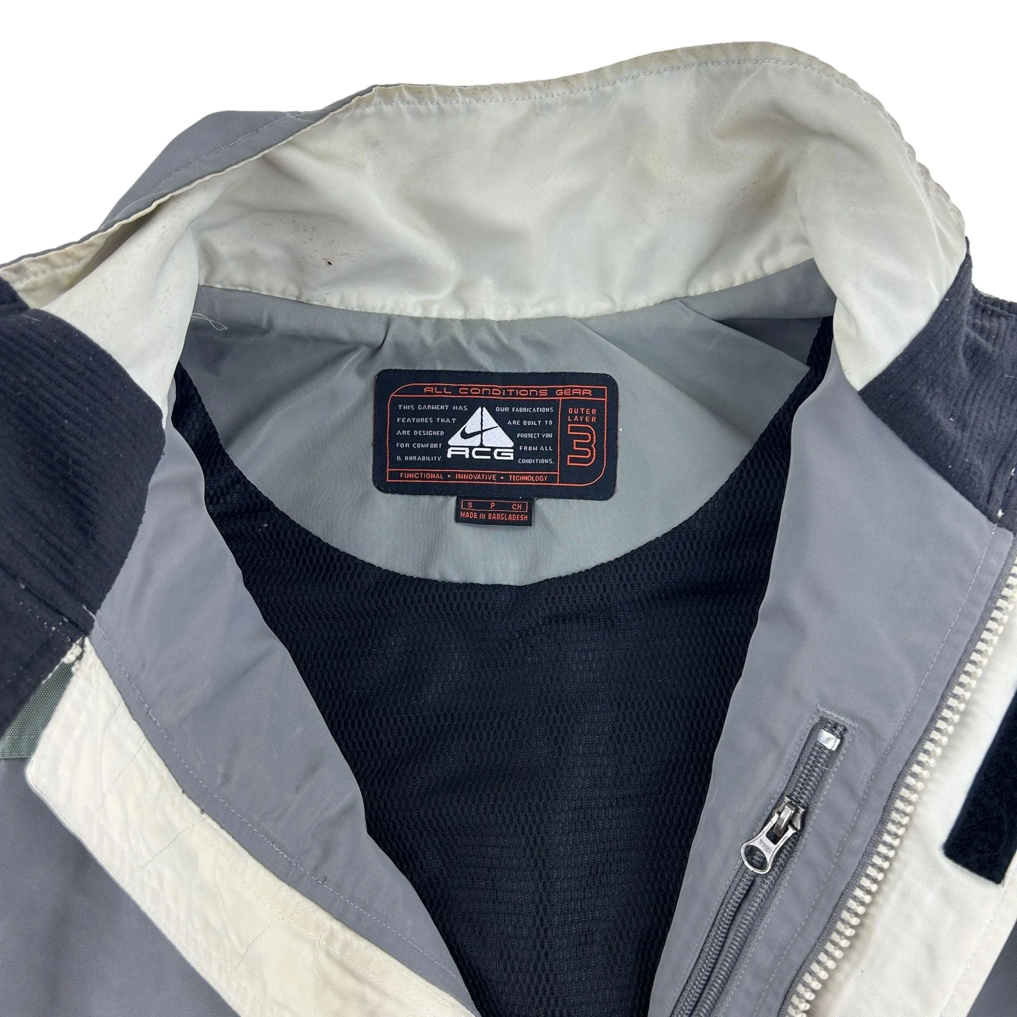 Vintage Nike ACG Pocket Jacket Size XL